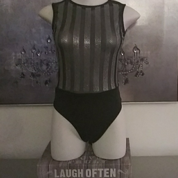 New Black bodysuit with sliver rhinestones - Picture 4 of 5